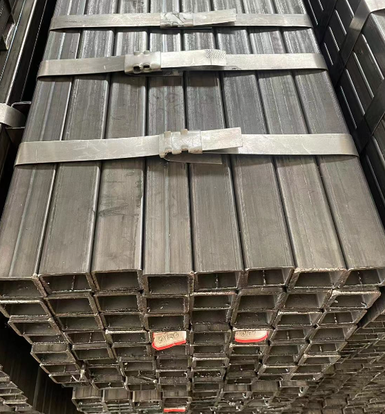 临沧工业用梯子 镀锌管焊接梯子 铁梯子方管梯